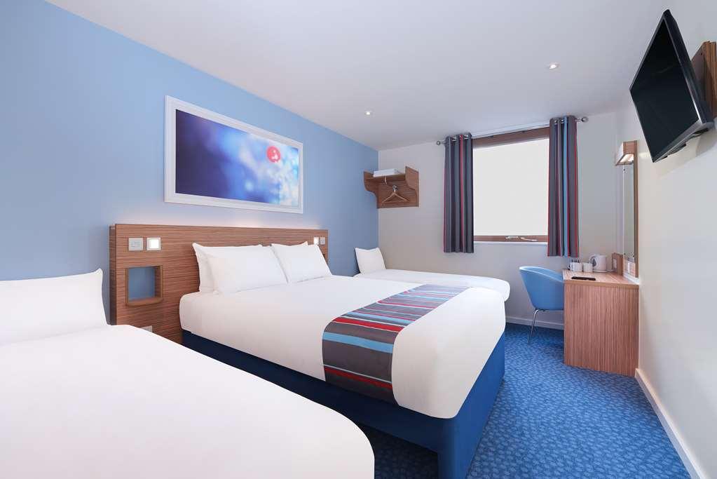Travelodge Battersea London Szoba fotó